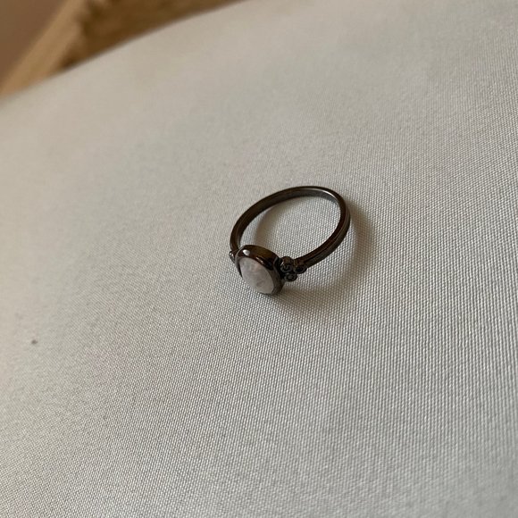 Moonstone Ring - Picture 7 of 9